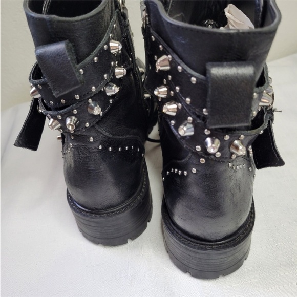 ZARA Women’s Studded Black Leather  With Silver Studded Ankle Boots Size 10 - Picture 7 of 10